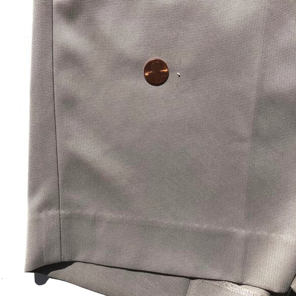 Cutter and Buck Shorts Mens size 34 Tan Khaki CB Dry Tec performance golf AS IS - Picture 2 of 8